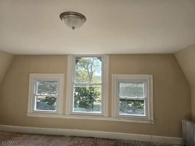 Building Photo - 95 Central Ave Unit 3 Rental