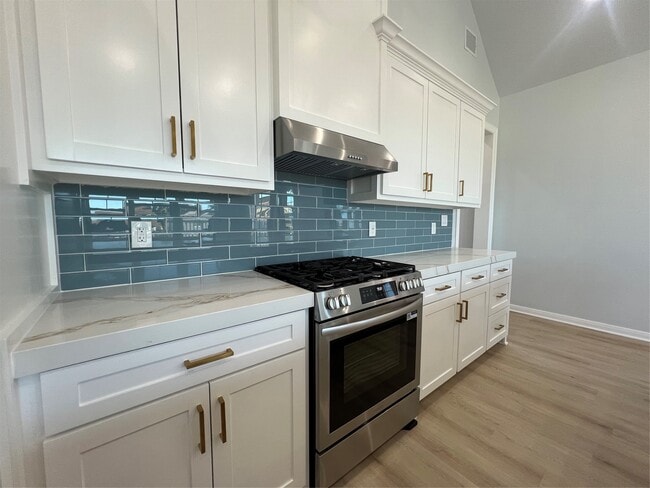 Photo - 1024 62nd St