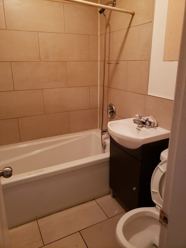 Photo - 646 Admirals Rd