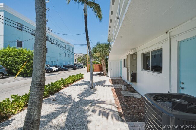 Photo - 4529 NE 21st Ave Unit 3