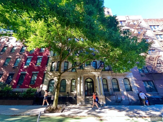 Building Photo - 229-231 East 12th Street Unit 32 Rental