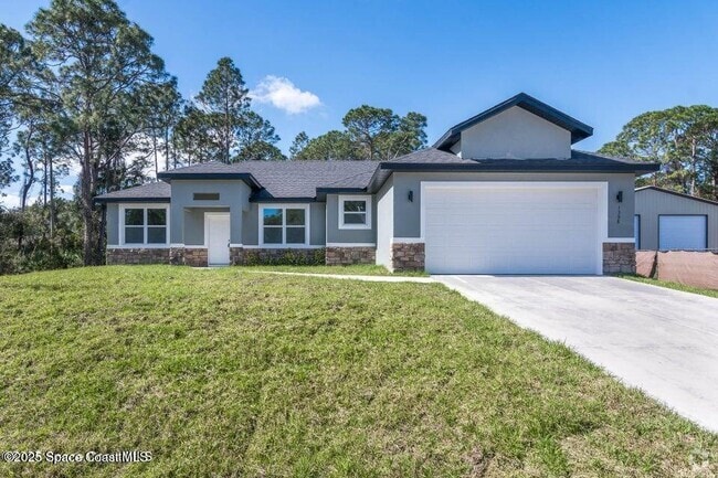 Building Photo - 1398 Saxony Rd SW Rental