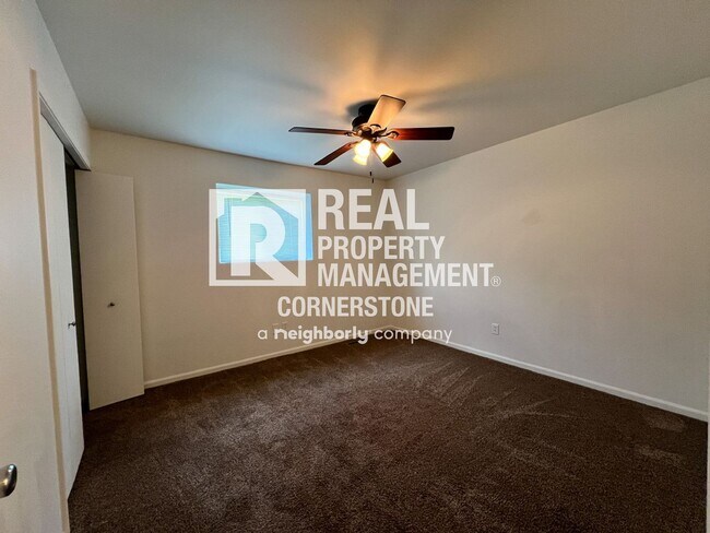 Photo - Move In Ready Townhome Unit 4