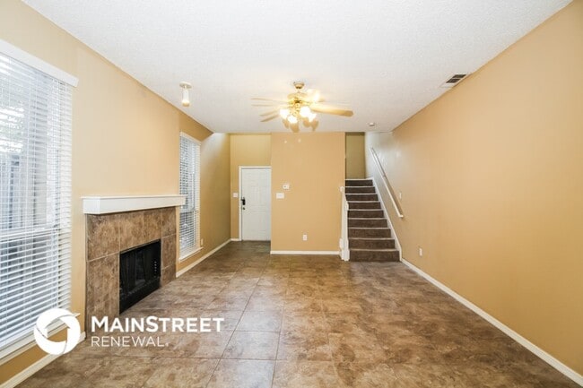 Photo - 4010 Windhaven Ln