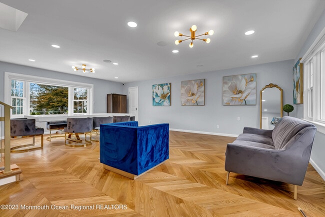 522 W Lincoln Ave