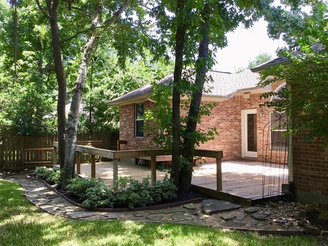 14 Heron Hollow Ct