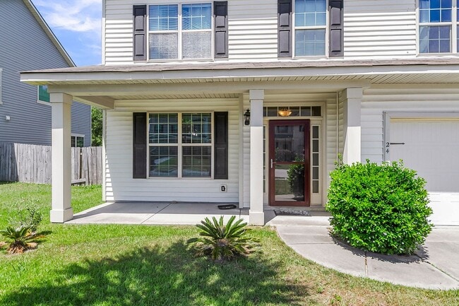 Photo - Beautiful & Bright 5BR Home with Large Bac...