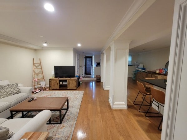 Photo - 1803 Beacon St