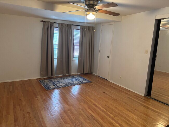 Photo - 556 Hartmann Ln