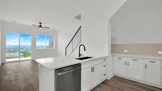 Building Photo - 21200 Portsmouth Cove Unit 6 Rental