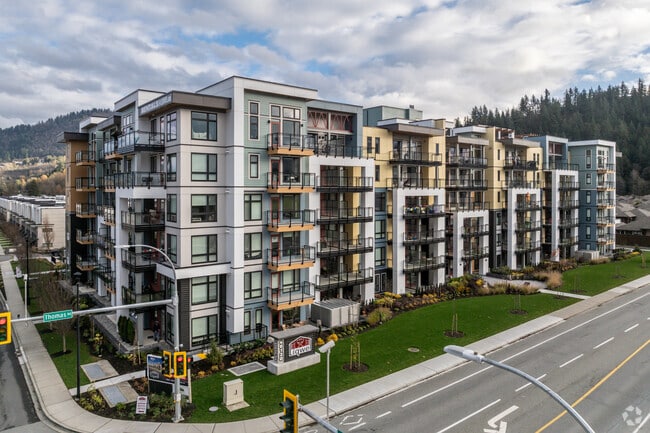 Building Photo - Liqwel Apartments