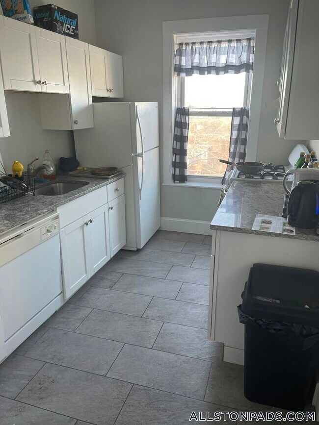 Photo - 4 Farrington Ave Unidad 6