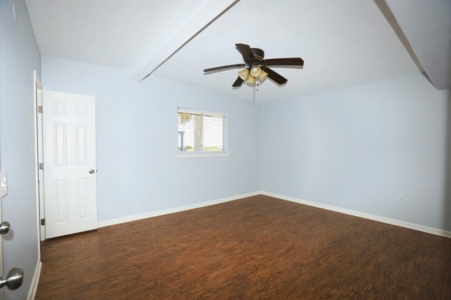 Photo - 24 Kingfish Ln