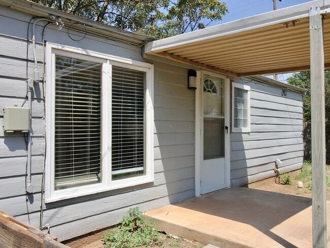 Photo - 2216 30th St Unit Rear