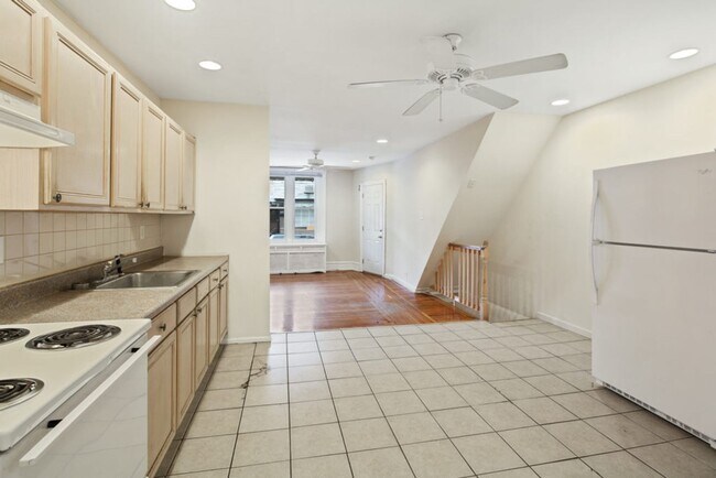 2115 S 20th St Unit 1F