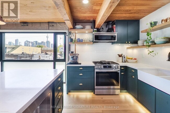 Photo - 6 Littlehayes Ln