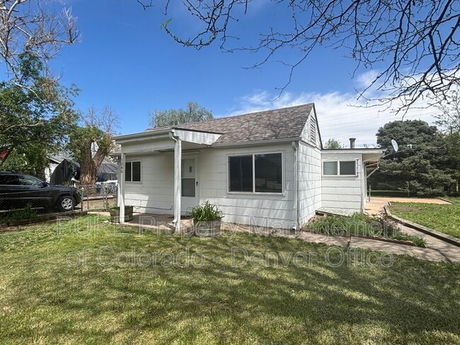 Photo - 1040 Harlan St House