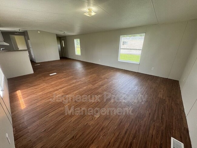Photo - 1922 Center St