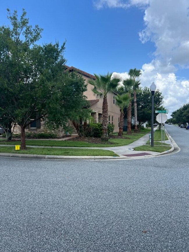 Photo - Spectacular 5/4 with 3 car garage home in Winter Garden