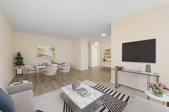 Photo - Shoreline Towers