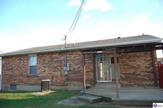 635 Independence Dr