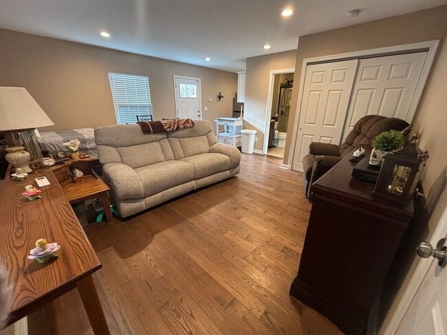 Photo - 23 Wellington Rd