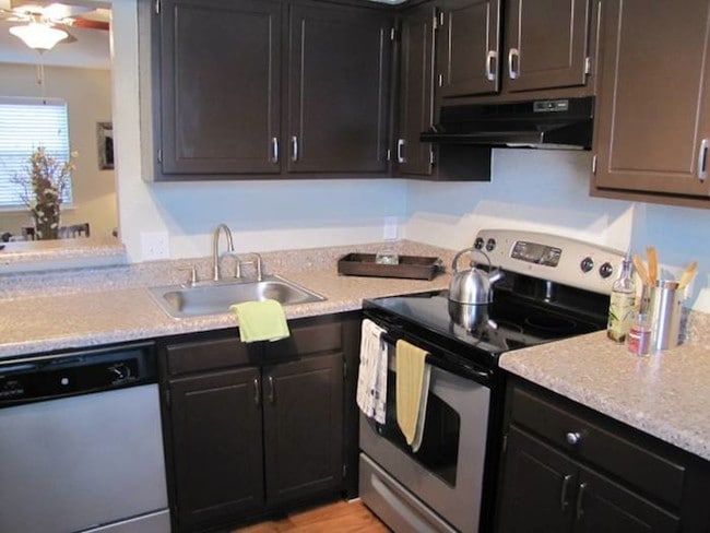 Cocina - Midtown Park Townhomes