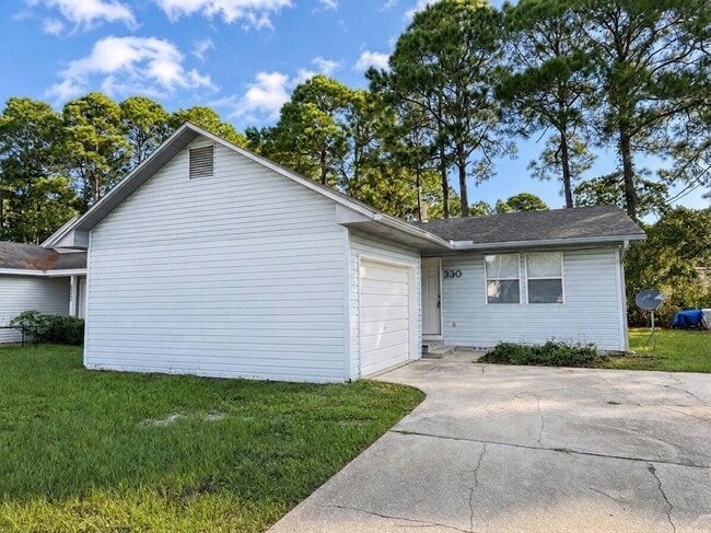 330 Michael Cir