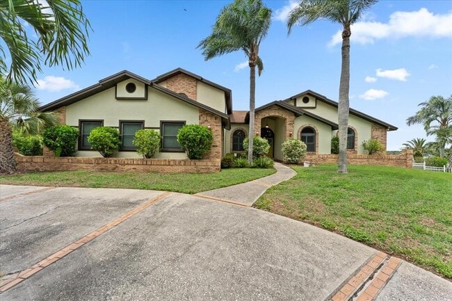 1589 Mary Ln