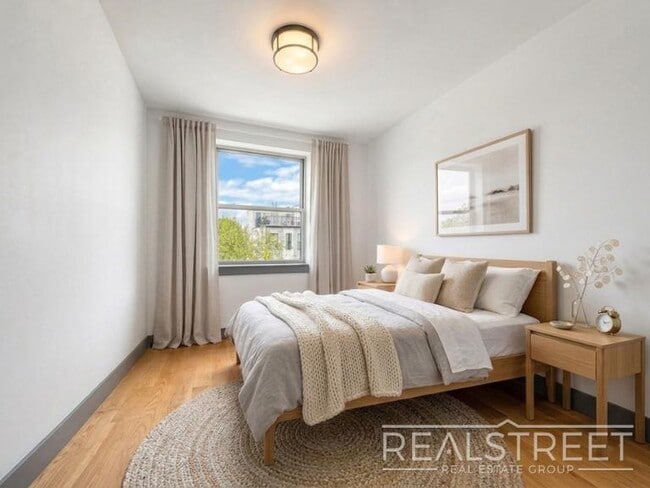 Photo - 1322 Prospect Pl Unidad 3D