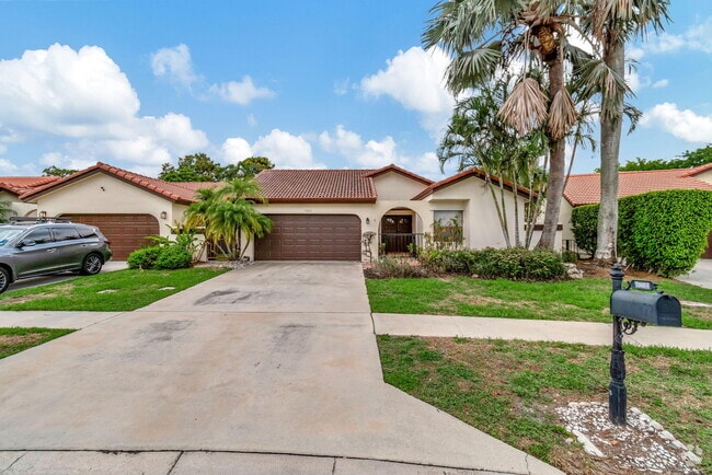 Building Photo - 7883 Villa Nova Dr N Rental