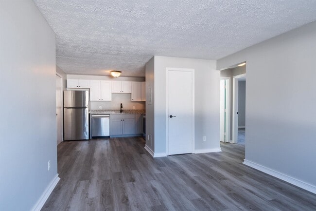 Photo - 535 Calef Rd Unit #17