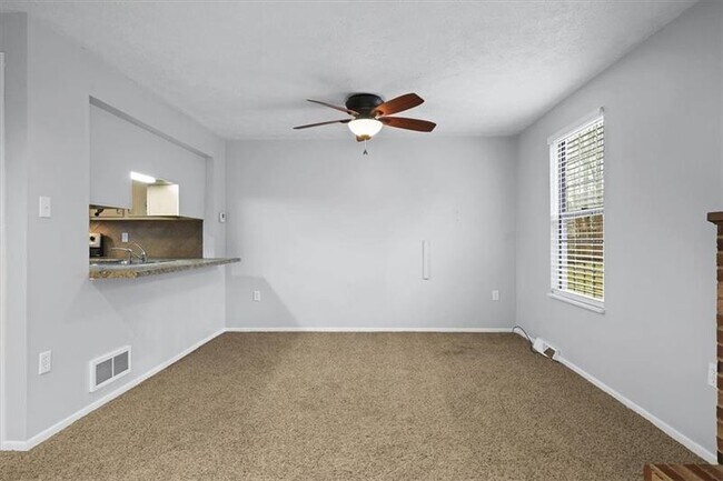 Photo - 1101 Timberglen Dr