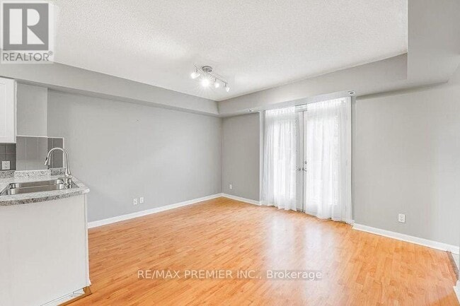 Photo - 7 Sudbury St