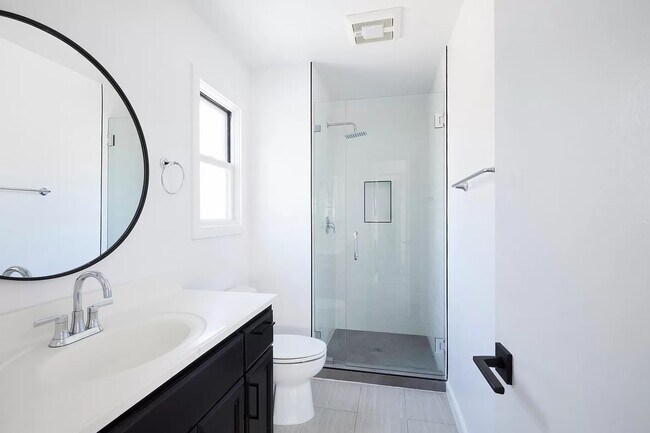 Photo - 4120 Baldwin Ave