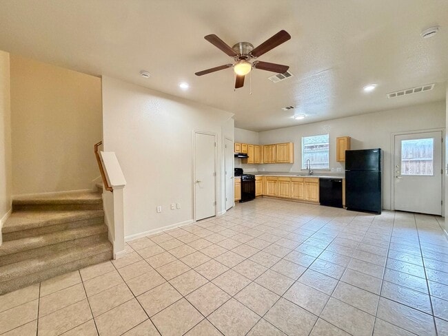 Photo - 7002 Bennett Ave