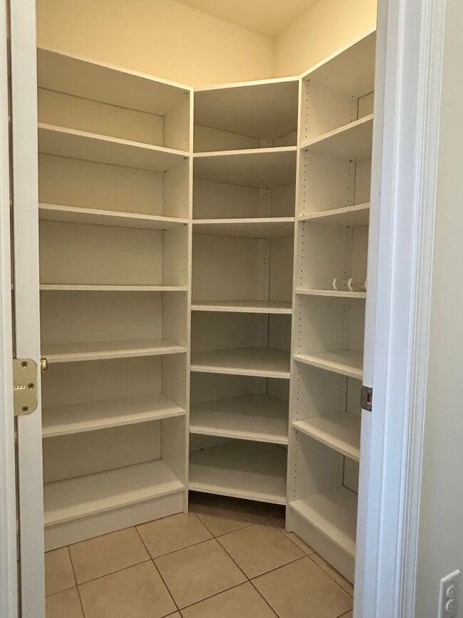 Photo - 1379 Parish Ave
