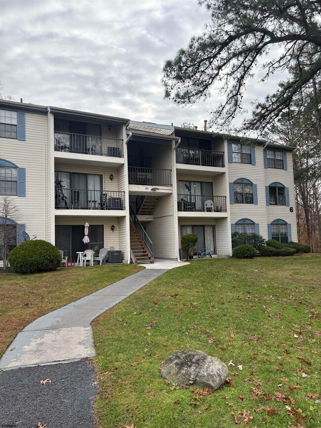 Building Photo - 113 Federal Ct Unit 113