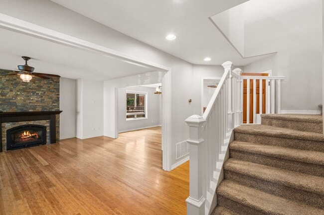 Photo - Spacious 3-Bedroom Home in Sought-After Valley West