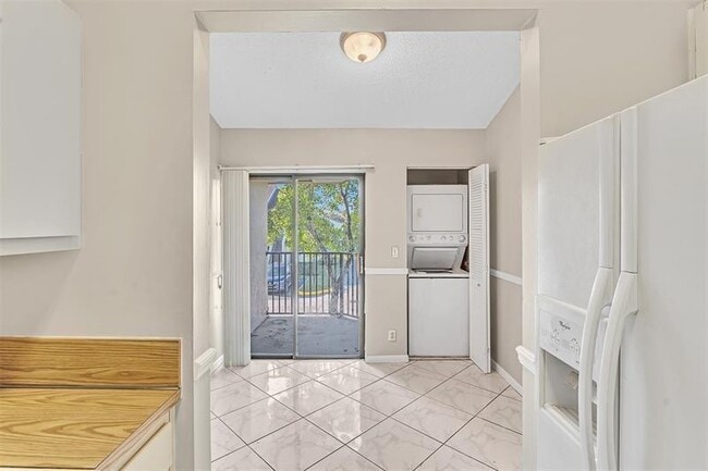 Photo - 5532 Courtyard Dr