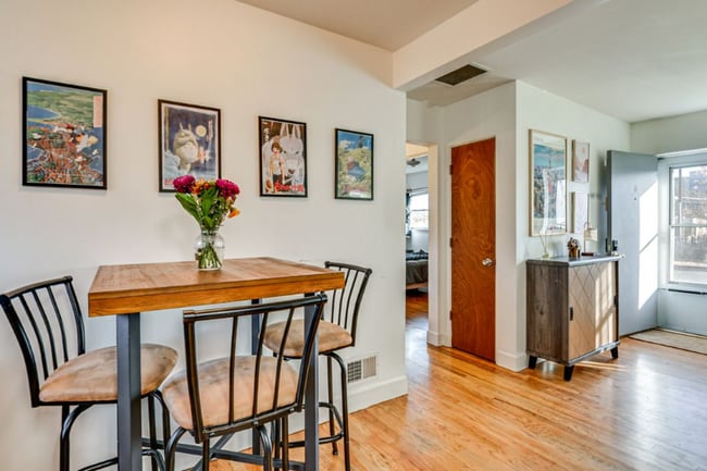 Photo - 1397 Dallas St