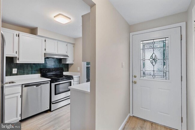 Photo - 2137 Whisper Way