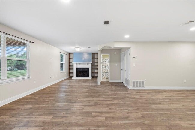 Photo - 6110 Sonny Ln