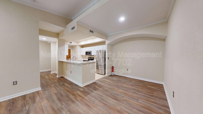 Photo - 10075 Gate Pkwy N Unidad Apartment 1013