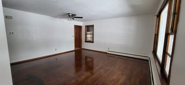 Photo - 308 Rano Blvd