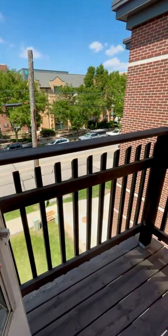 Willy St. Apartments - Willy St. Apartments Unit 2