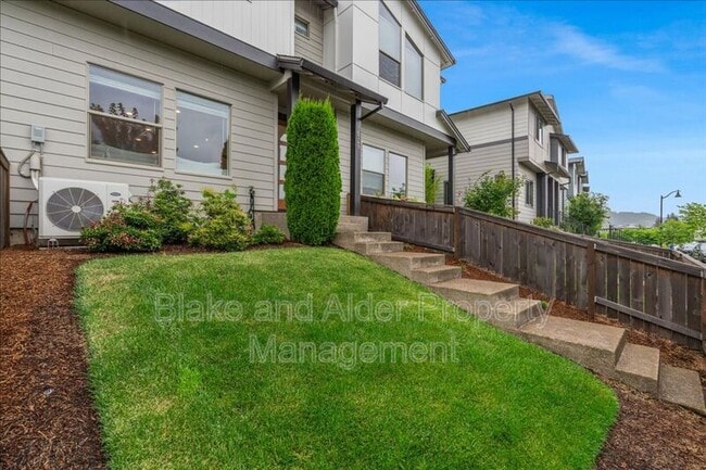 Photo - 16349 SE Sunshower Pl