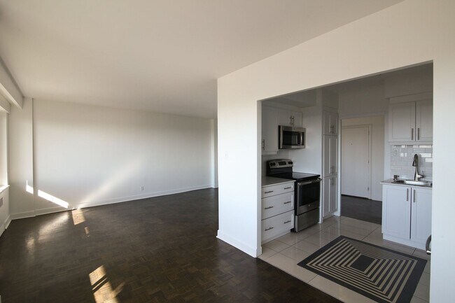 Photo - 3555 Chem. de la Côte-des-Neiges Unit 1709