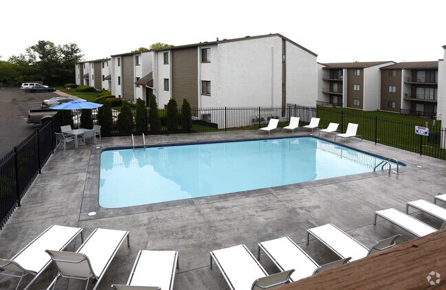 Building Photo - Aura Apartments