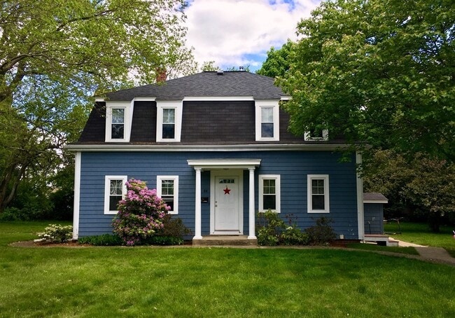 Photo - 84 Lake Rd Unit 1